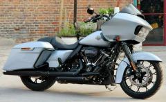 Harley-Davidson Road Glide 1923 cc - фото 3