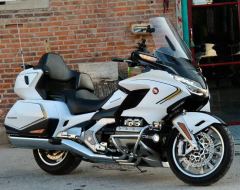 Honda Gold Wing GL1800 - ფოტო 2