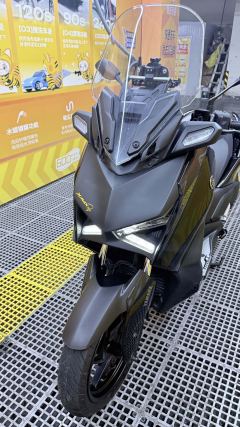 Yamaha XMAX 300 cc - photo 1
