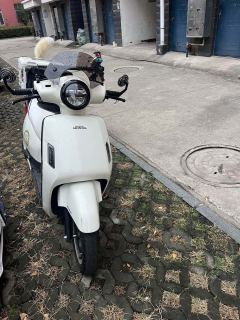 Sundiro Honda NS125LA - ფოტო 1