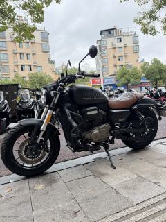 QJMOTOR Flash 300 - ფოტო 1