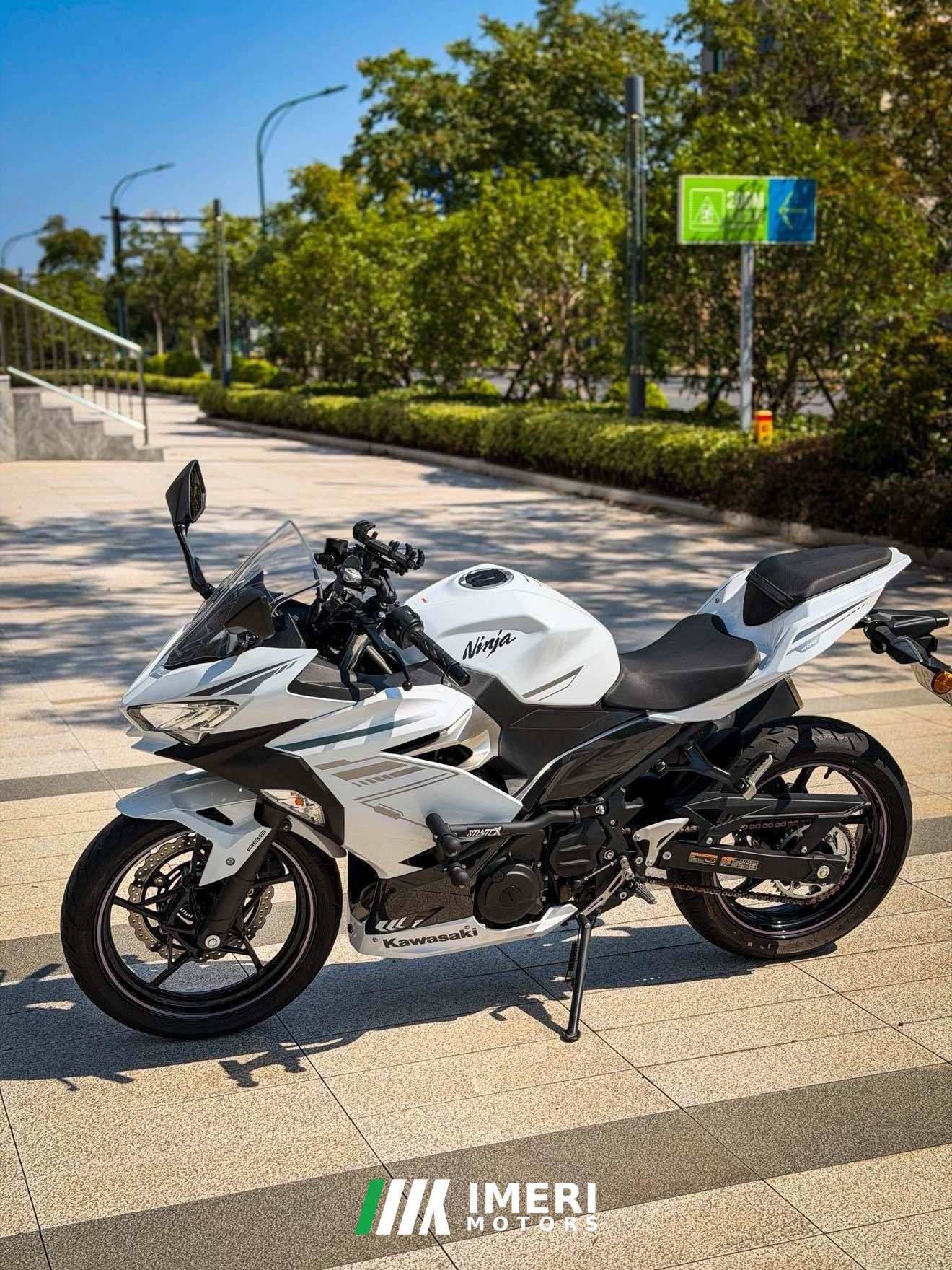 2023 Kawasaki Ninja 400