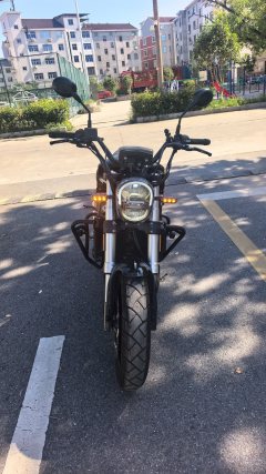 Benelli Leoncino 800 750 cc - ფოტო 1
