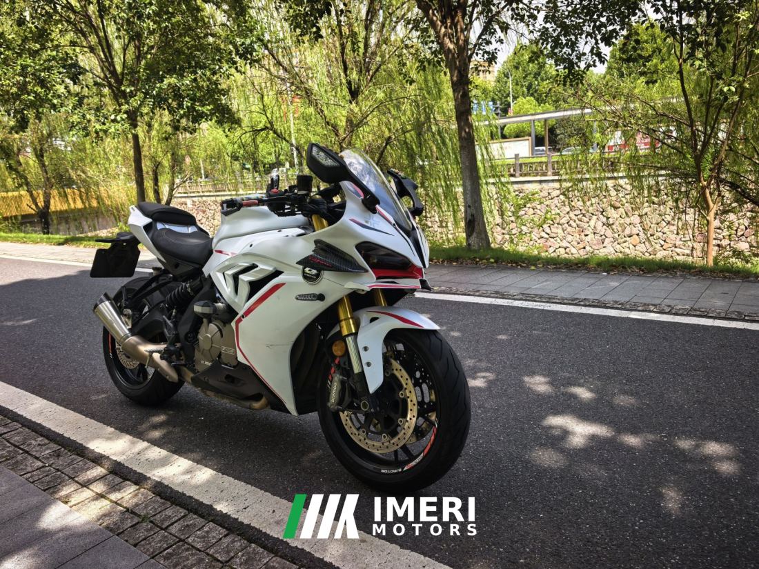QJMOTOR Sai 600 - motorcycle from China