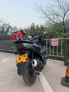Sundiro Honda PCX 160 cc - photo 3