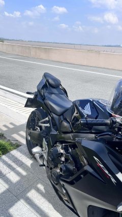 Honda CBR650R - ფოტო 3