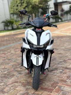 QJMOTOR Hong 150S - ფოტო 2