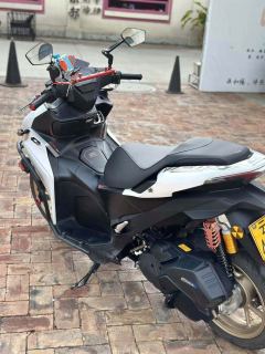 QJMOTOR Hong 150S - ფოტო 6