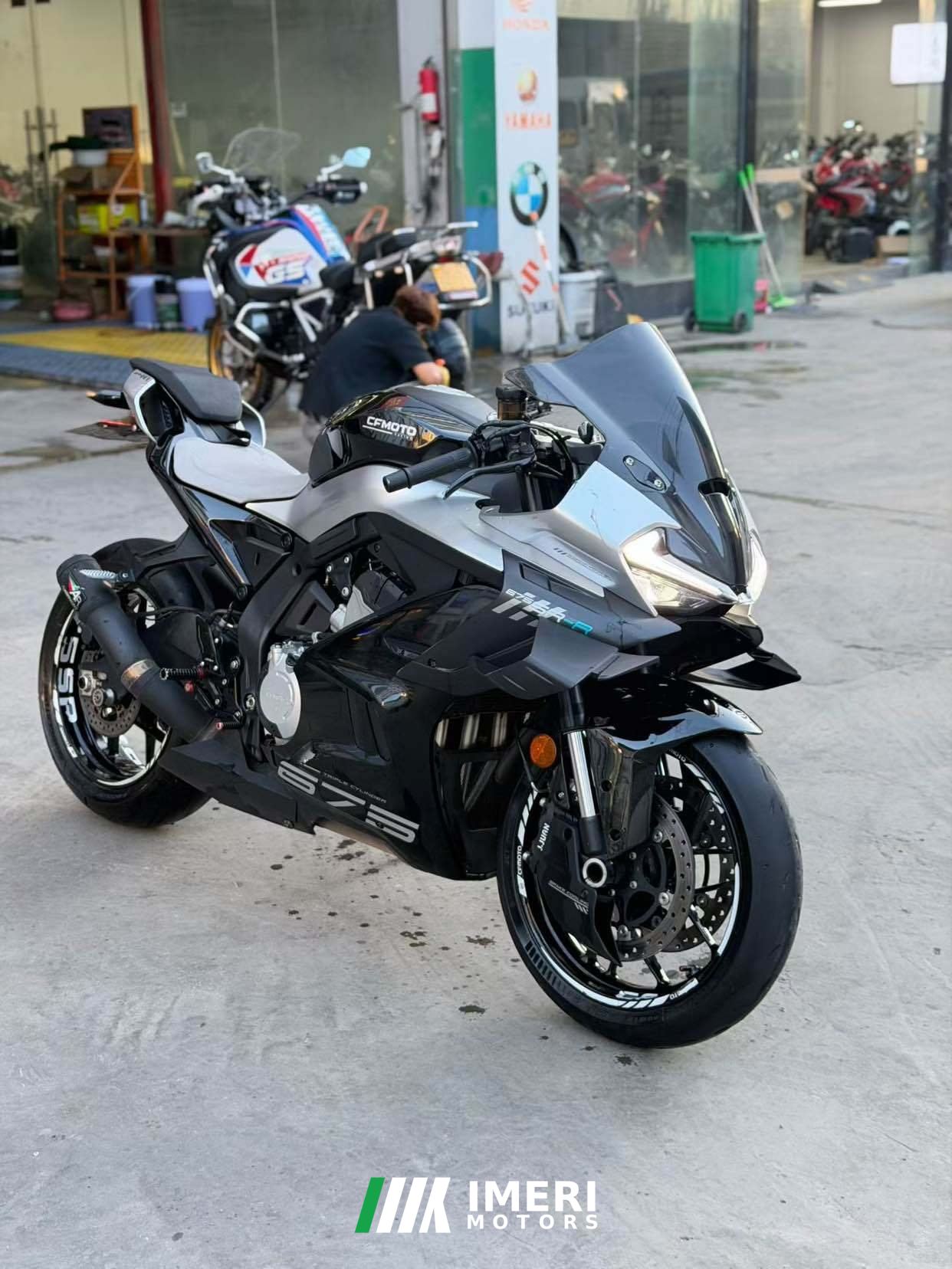 2024 CFMOTO 675SR-R