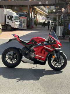 Ducati Panigale V4 1100 cc - photo 2