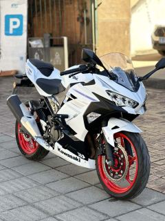 Kawasaki Ninja 400 - ფოტო 1