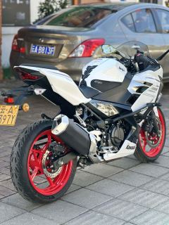 Kawasaki Ninja 400 - ფოტო 3