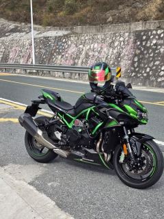 Kawasaki Z H2 1000 cc - фото 1