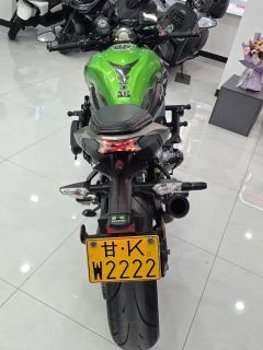 Kawasaki Z900 950 cc - ფოტო 4