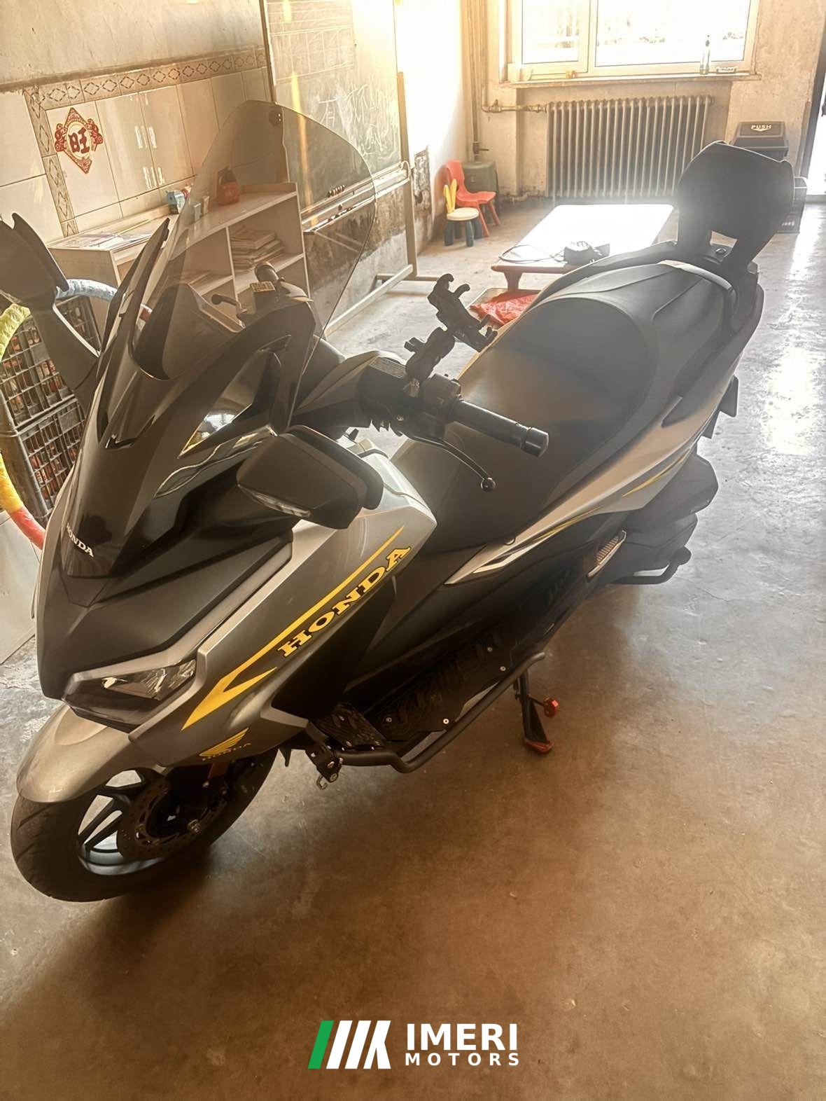 2025 Honda NSS350