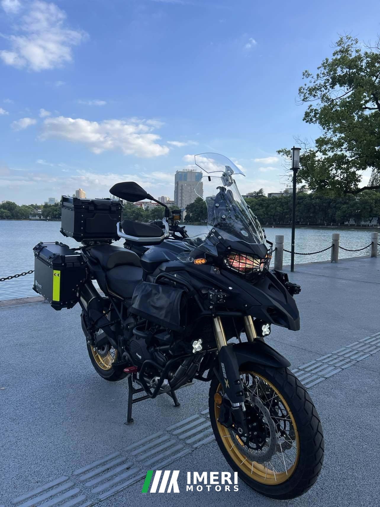2026 Benelli TRK552 550 cc