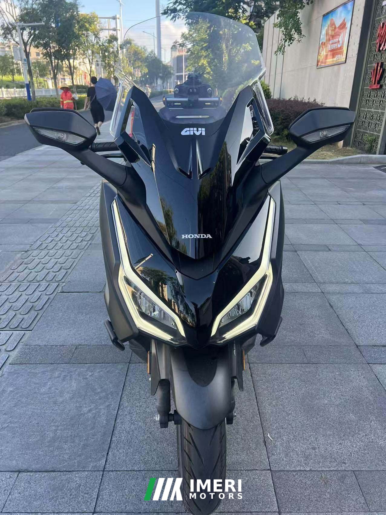 2023 Honda NSS350