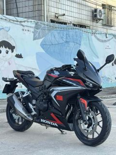Honda CBR400R - фото 1