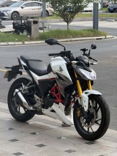 Wuyang Honda CB190R Blazing Eye - photo 1
