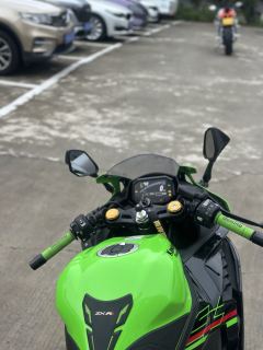Kawasaki ZX-4R 400 cc - photo 8