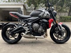 Triumph Trident 660 - ფოტო 1