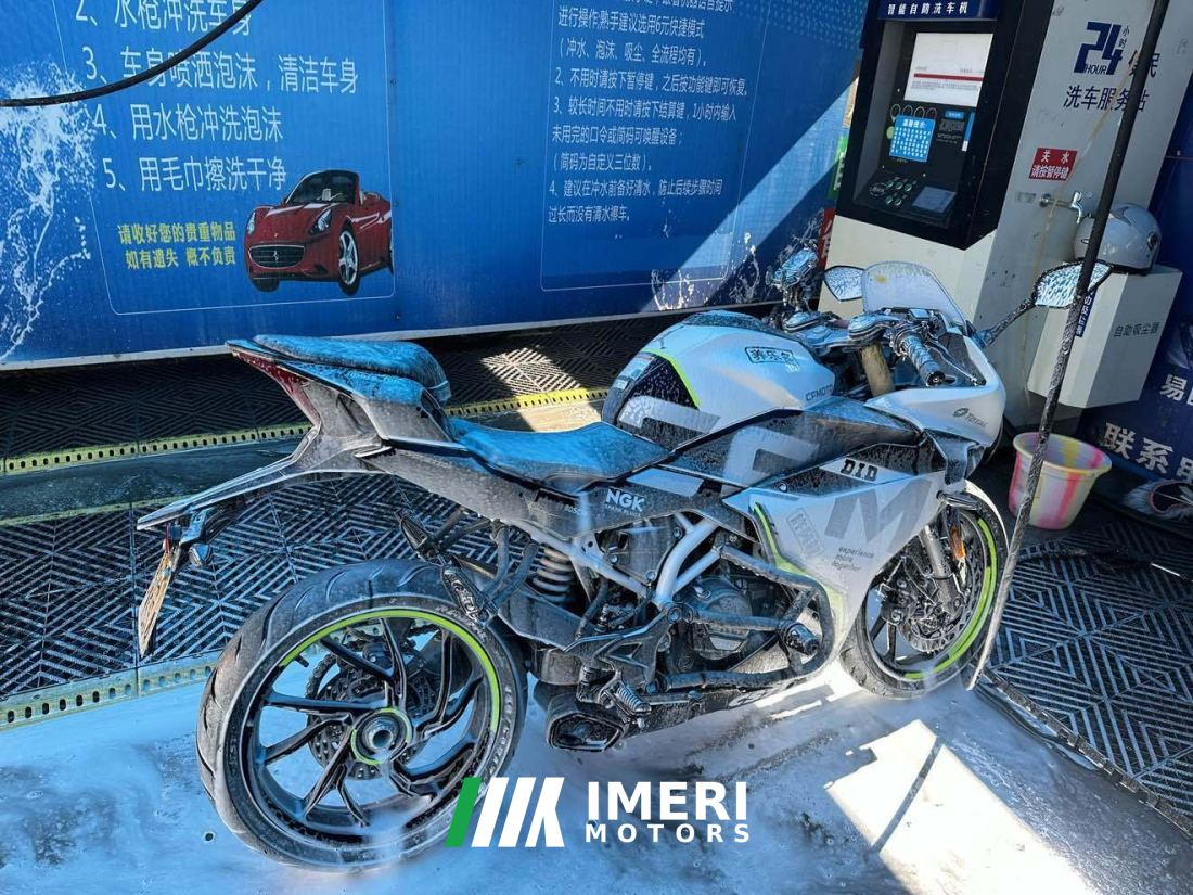 CFMOTO 250SR - мотоцикл из Китая