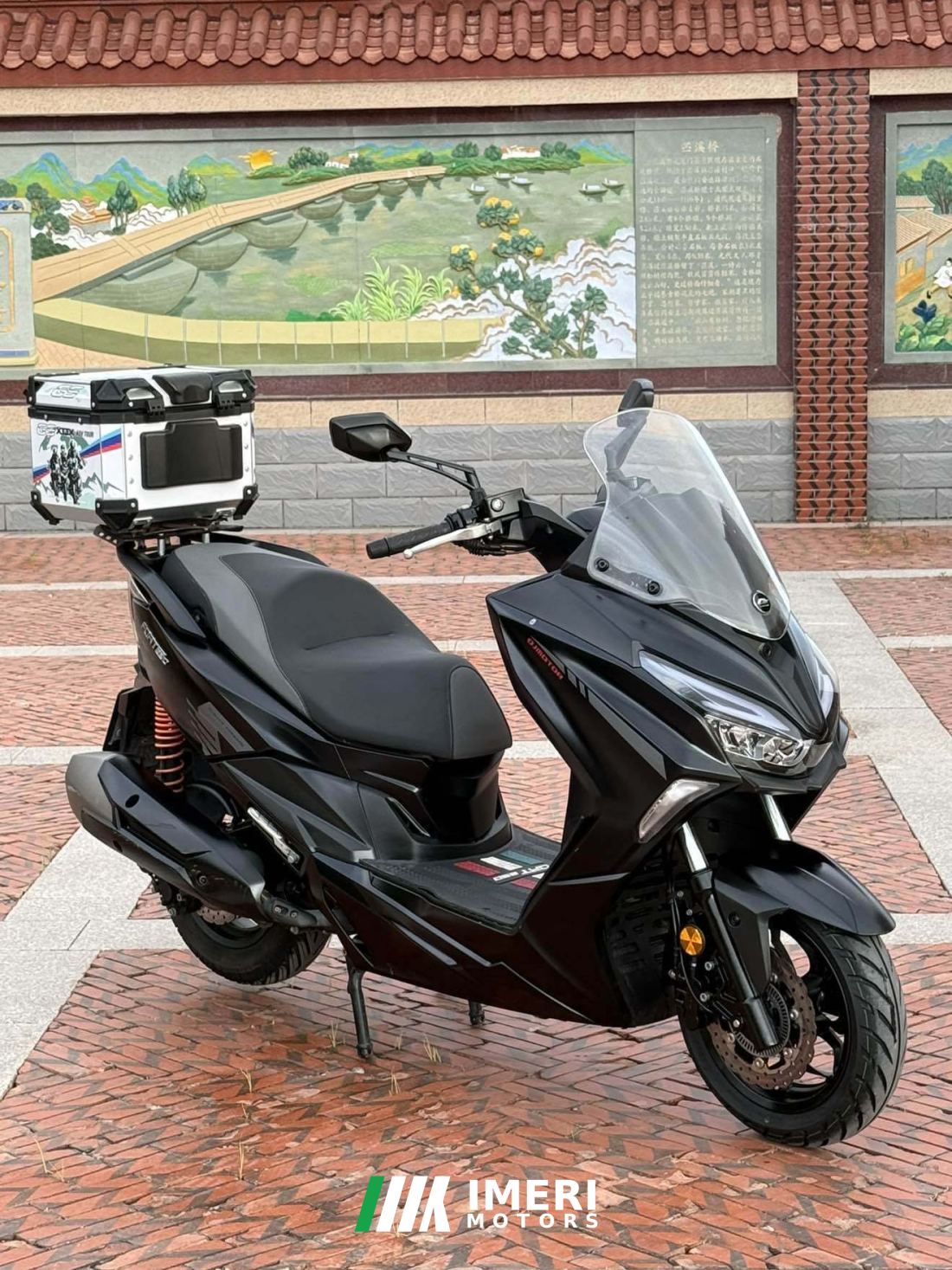 QJMOTOR Hong 250 - მოტოციკლი ჩინეთიდან