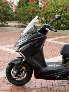 QJMOTOR Hong 250 - ფოტო 6