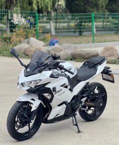 Kawasaki Ninja 400 - ფოტო 3