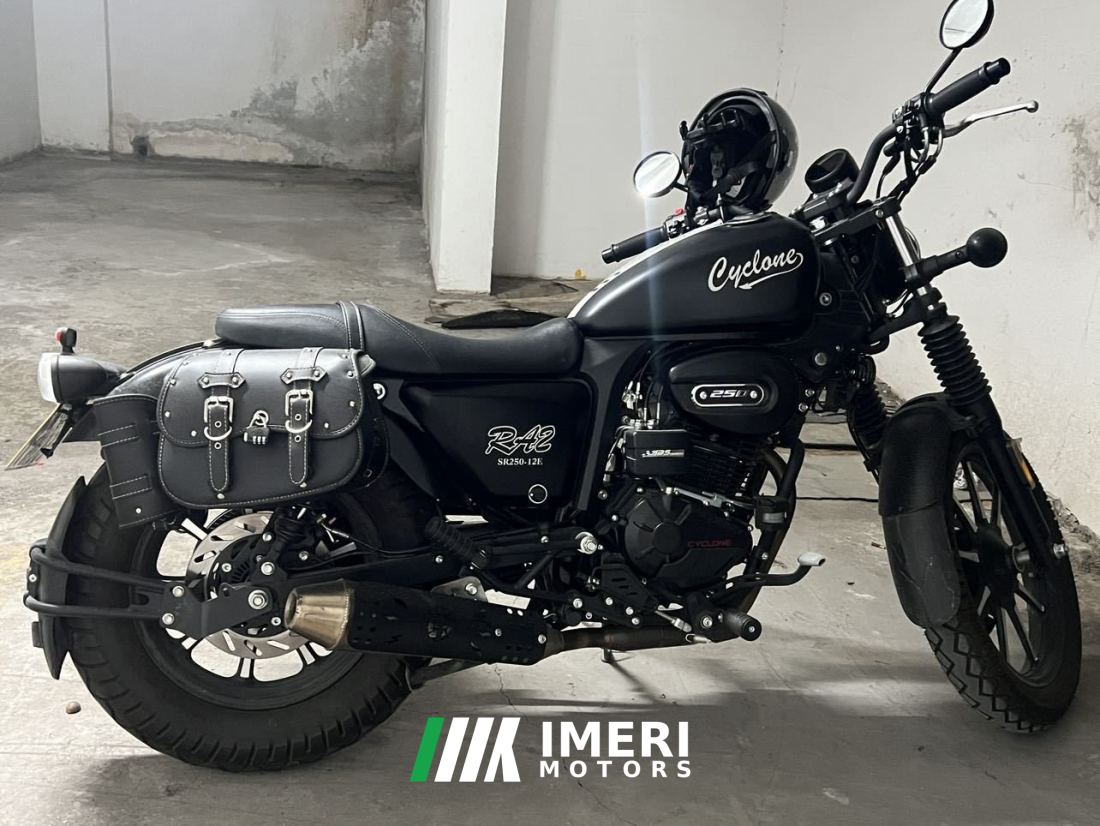 Cyclone RA2 250 cc - motorcycle from China