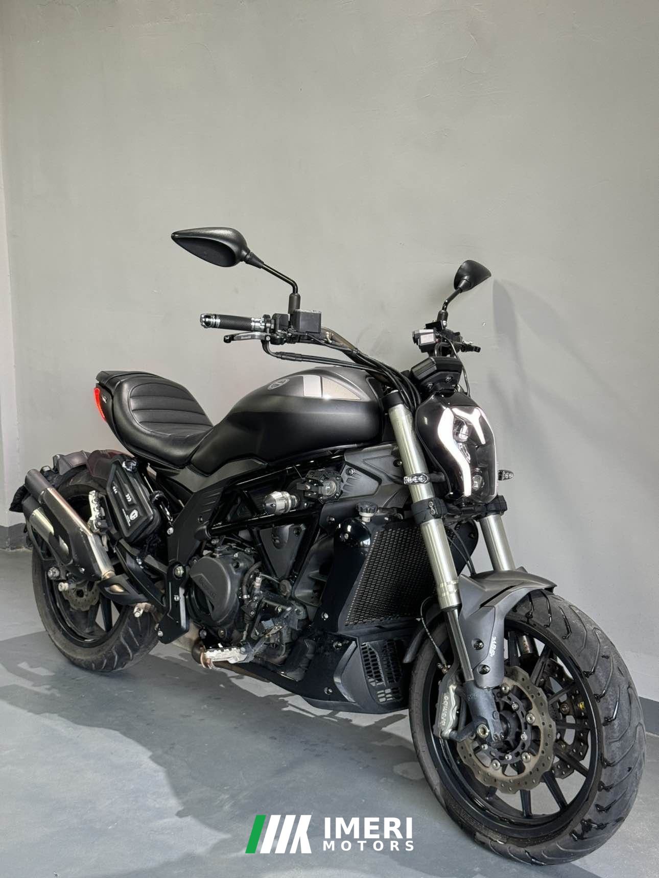 2021 Benelli 502C 500 cc