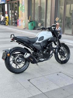Sundiro Honda CBF190TR - ფოტო 2