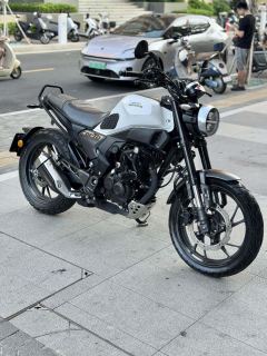 Sundiro Honda CBF190TR - ფოტო 3