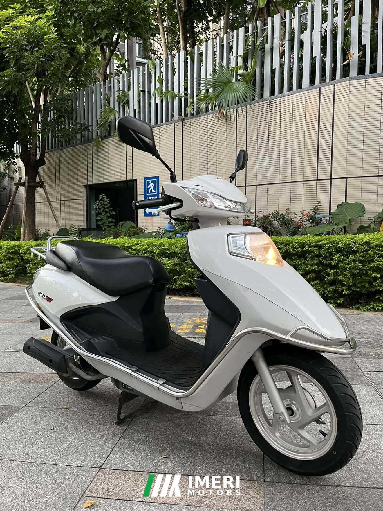 2019 Wuyang Honda SCR 100