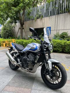 Honda CB500 Super Four - ფოტო 1