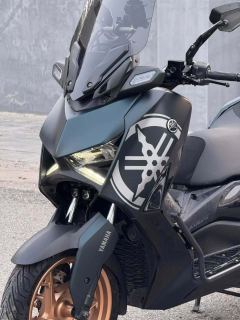 Yamaha XMAX 300 cc - photo 9
