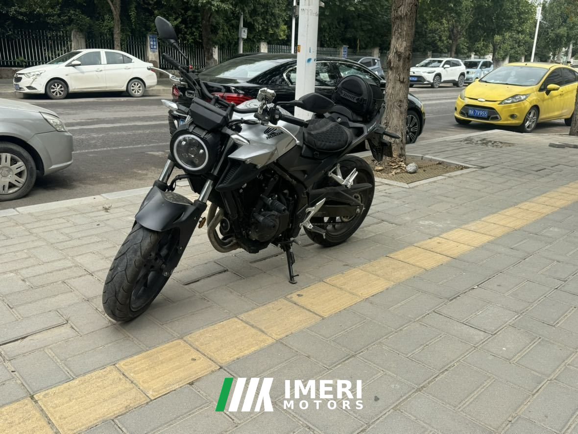 2022 Honda CB400F