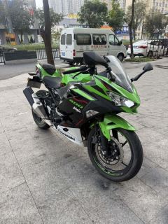 Kawasaki Ninja 400 - photo 1