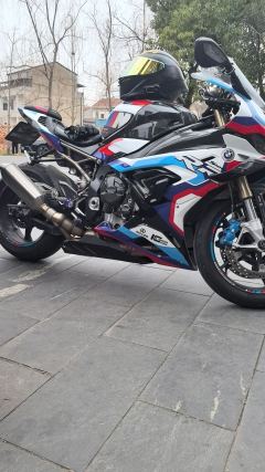 BMW S 1000 RR - photo 4