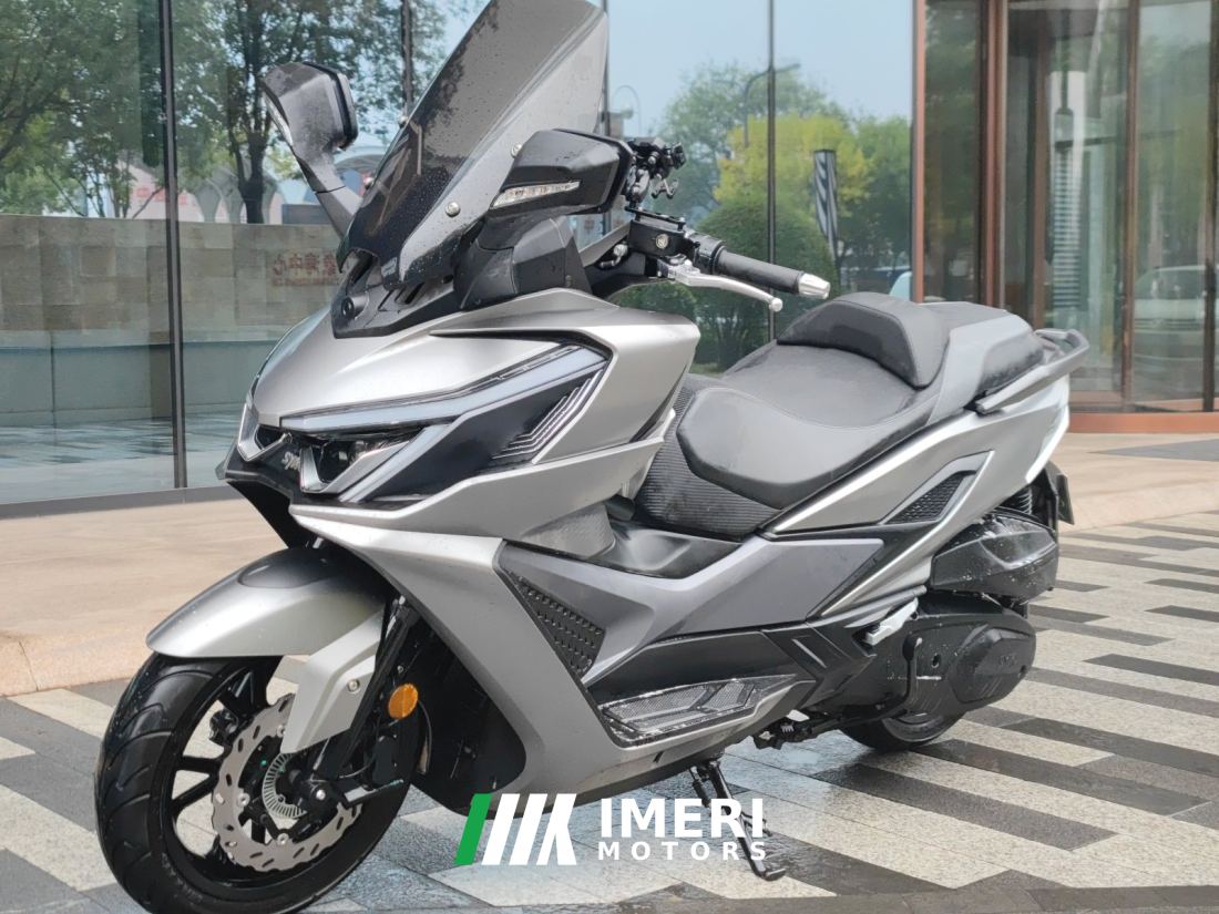 SYM Cruisym 400 - мотоцикл из Китая