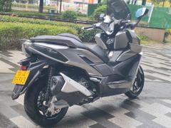 SYM Cruisym 400 - фото 4
