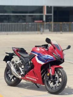 Honda CBR400R - ფოტო 1