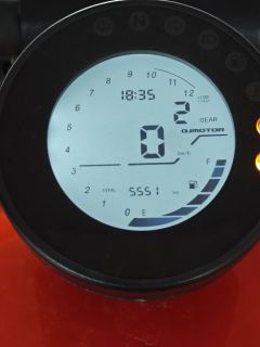 QJMOTOR Flash 300 - фото 6