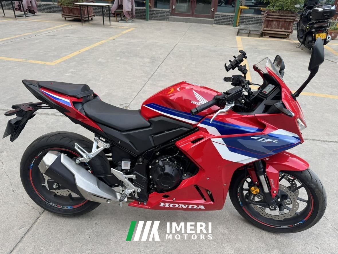 2025 Honda CBR400R