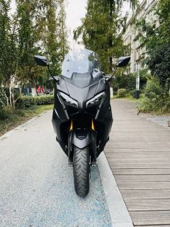 Yamaha TMAX 560 cc - photo 2