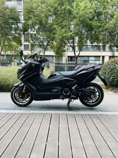 Yamaha TMAX 560 cc - photo 5