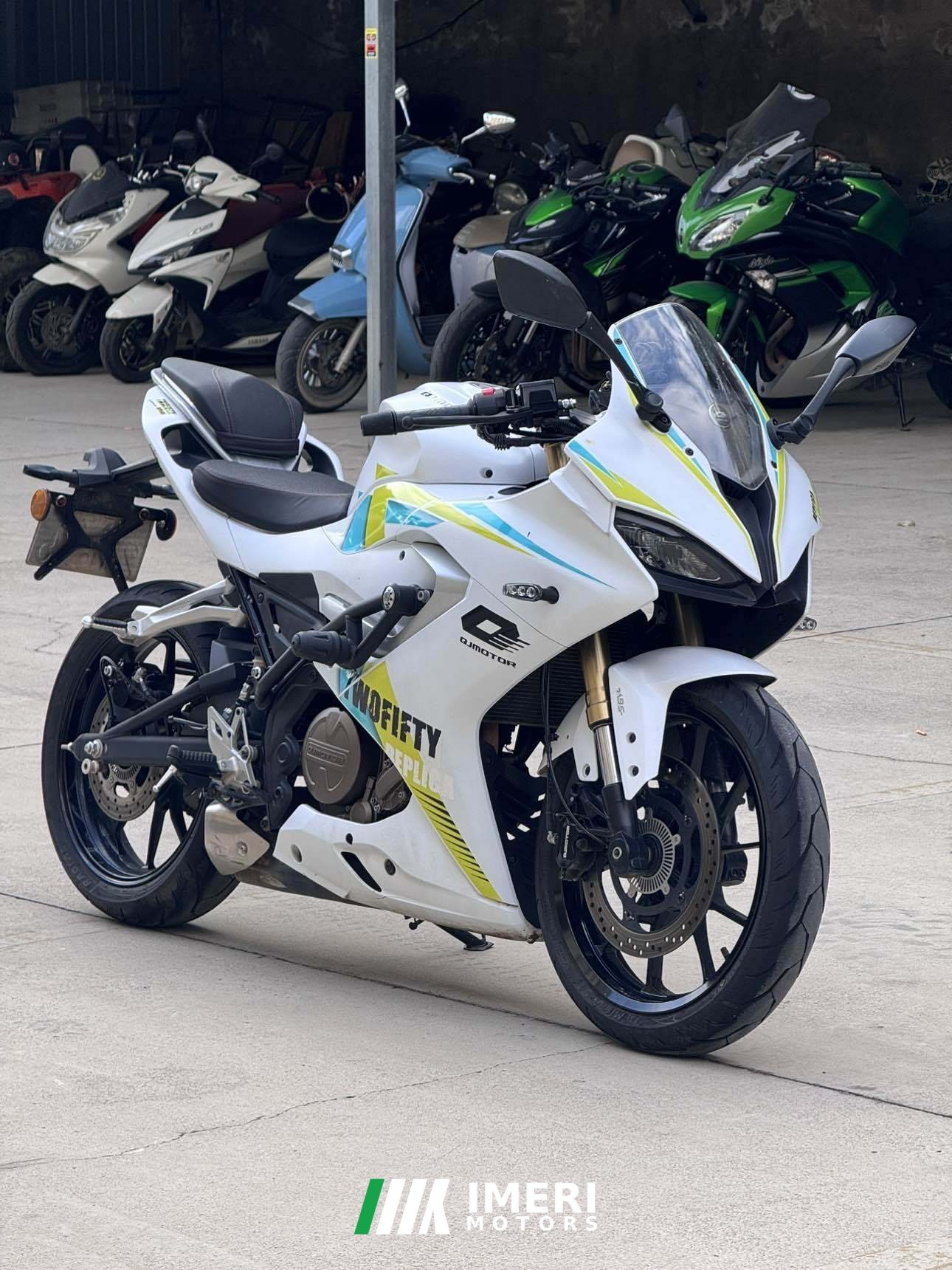 2022 QJMOTOR SRK 250