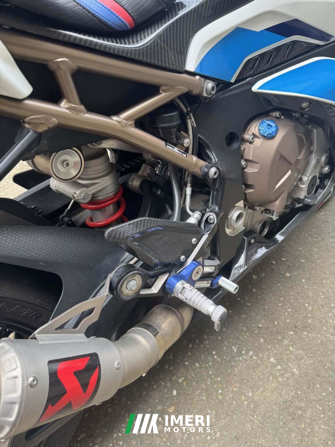 BMW S 1000 RR - мотоцикл из Китая