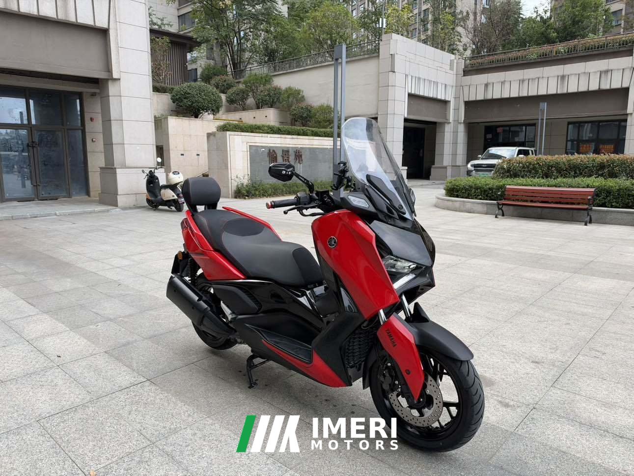 2023 Yamaha XMAX 300 cc