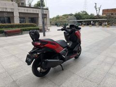 Yamaha XMAX 300 cc - photo 8